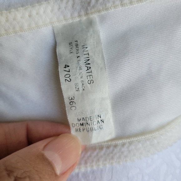 Christian dior vintage bra. - Picture 9 of 10